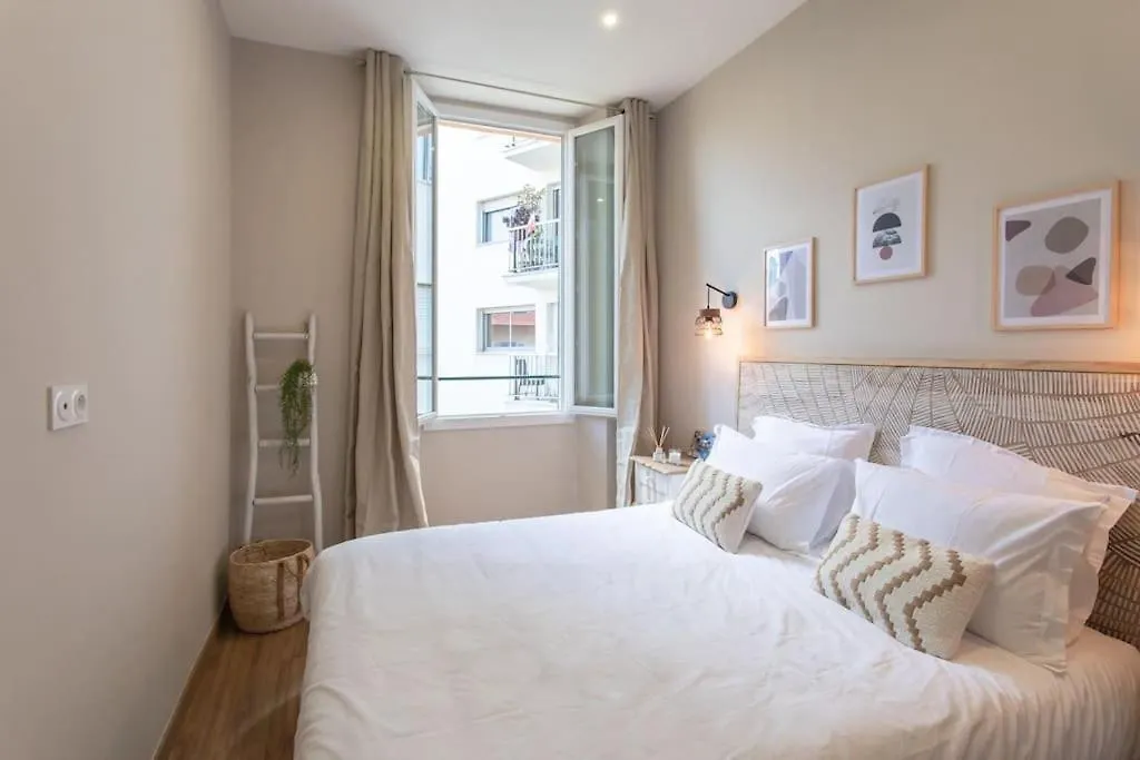 L19 1Bdr Massena Central 2Mins Sea/Promenadeac/Balcony Nice 0*,  France