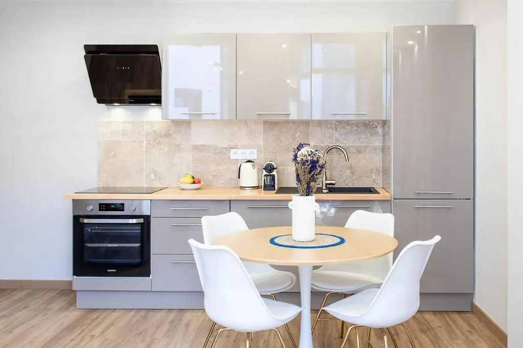 L19 1Bdr Massena Central 2Mins Sea/Promenadeac/Balcony Nicea Francja